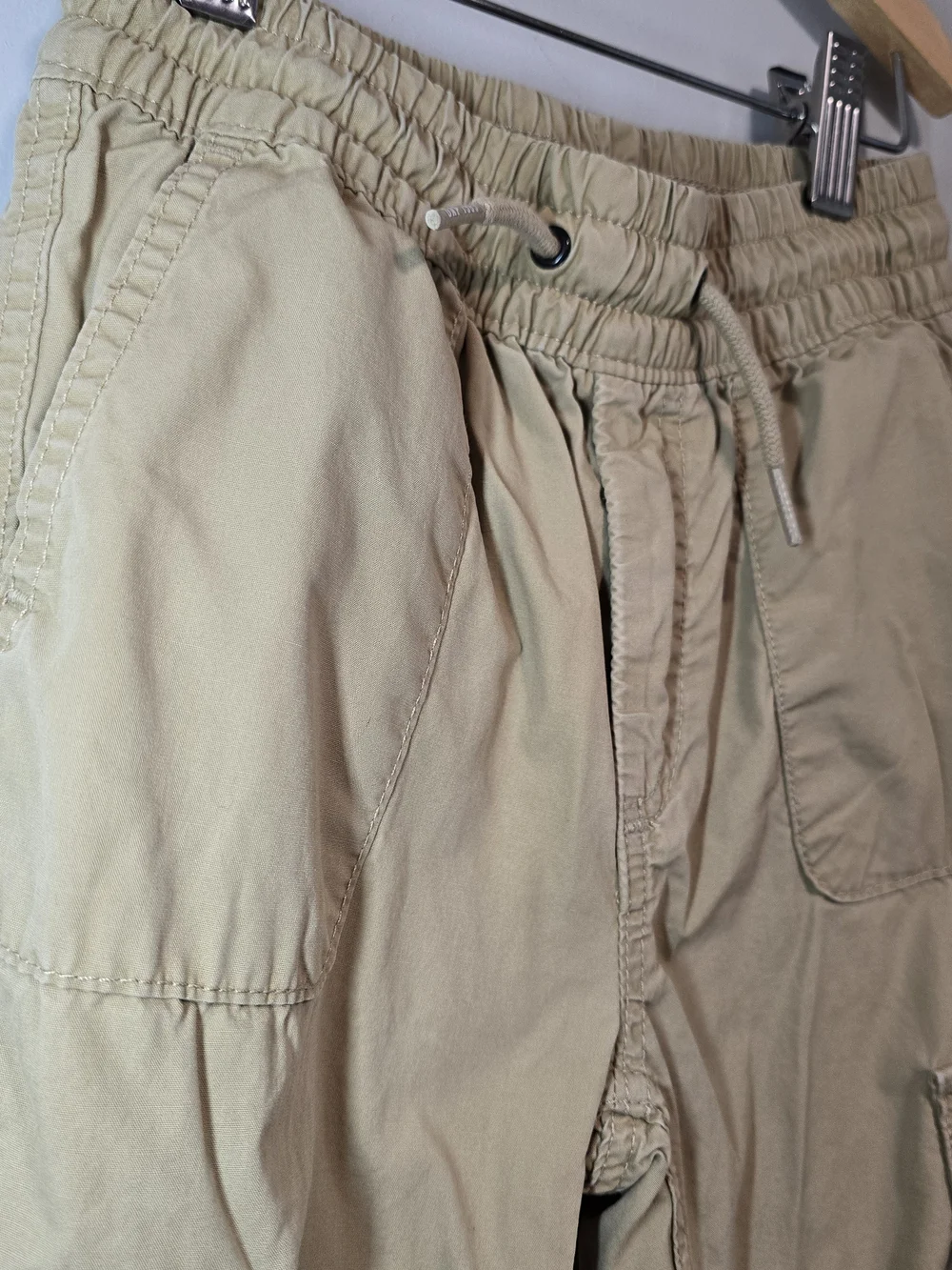 GAP Kid's Cargo Lined Pants in Khaki Tan Pull On, Drawstring, Warm
